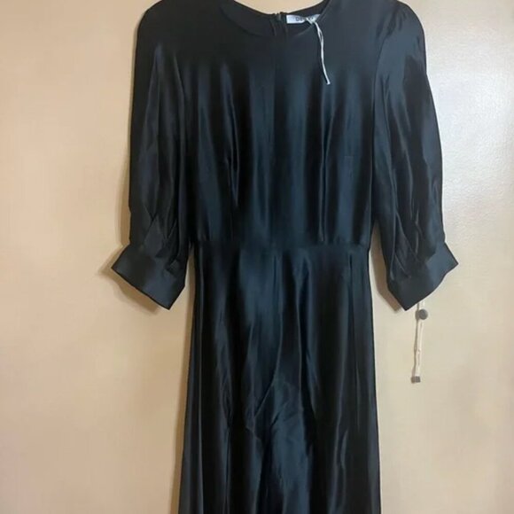 DEITAS 100% Silk Pleated Maxi Dress - Picture 6 of 16